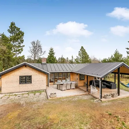 Anu - 2km To The Fjord By Interhome