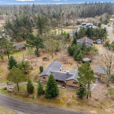 Anu - 2km To The Fjord By Interhome *